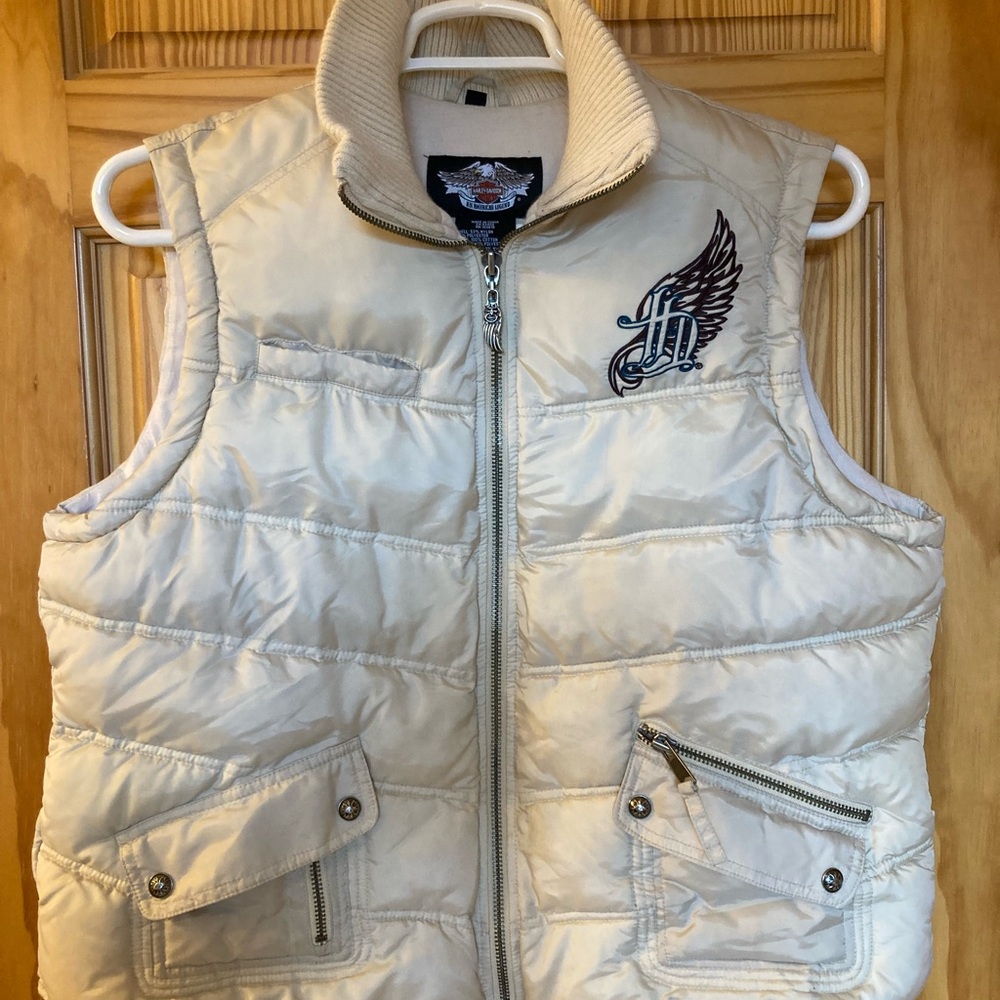 Harley DavidsonCream Puffer Vest with Embroidered Logo